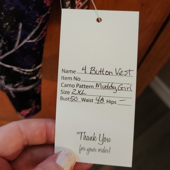 Men's 4 Button Camo Vest size 2XL - Picture 3 of 3